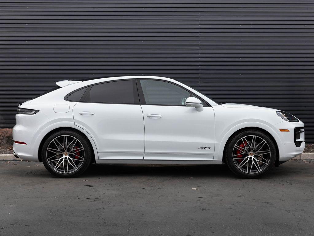 new 2026 Porsche Cayenne car, priced at $152,740