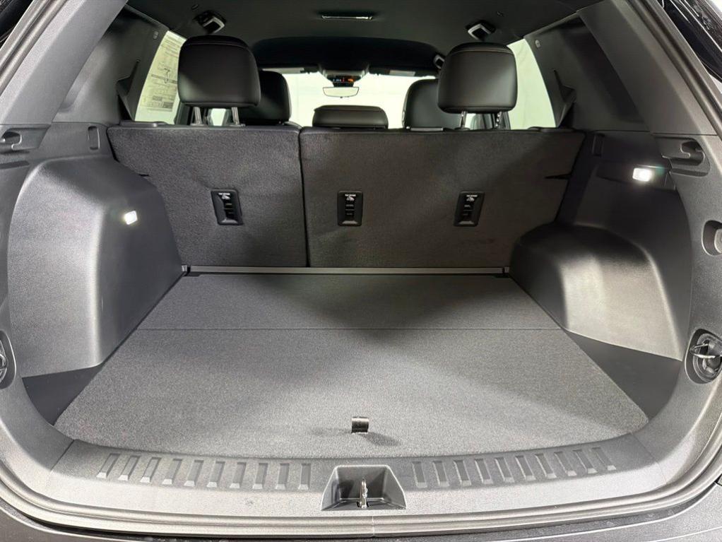 new 2026 Chevrolet Equinox car, priced at $39,976