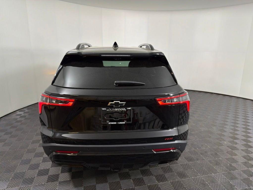 new 2026 Chevrolet Equinox car, priced at $39,976