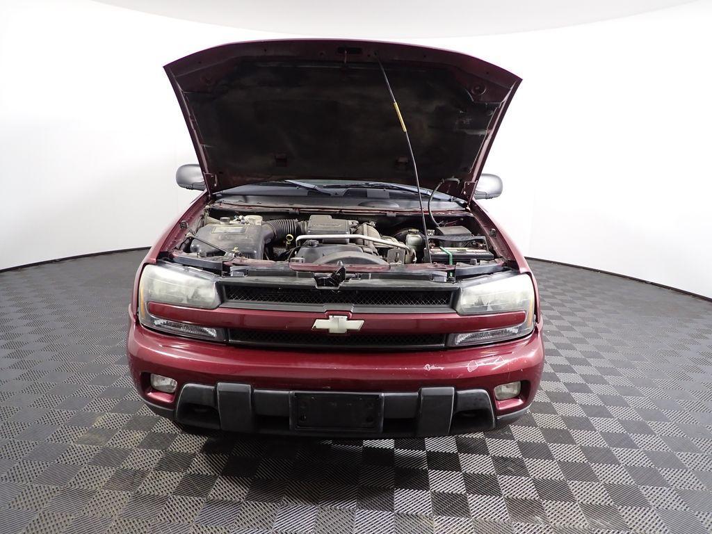 used 2005 Chevrolet TrailBlazer EXT car, priced at $6,000