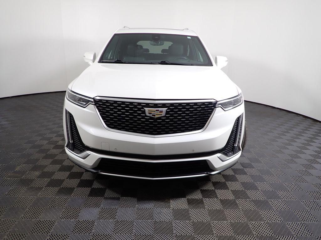 used 2020 Cadillac XT6 car, priced at $25,000