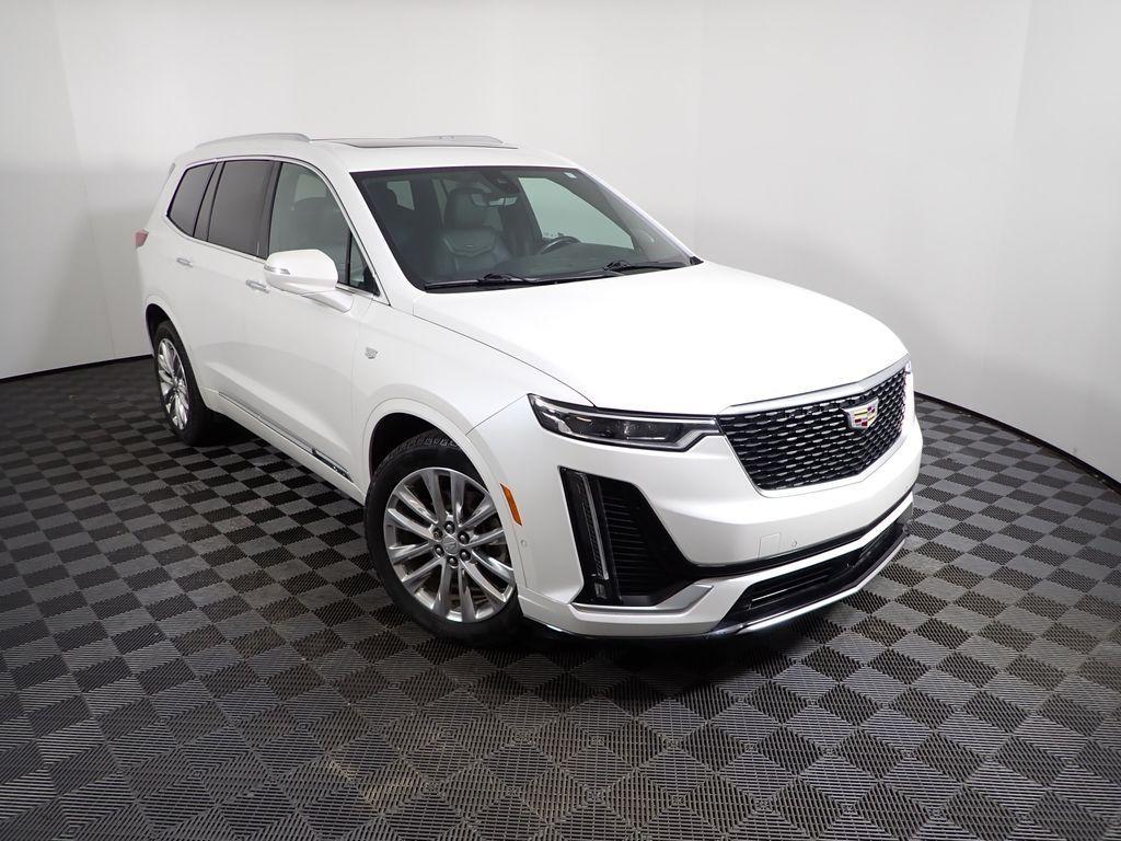 used 2020 Cadillac XT6 car, priced at $25,000
