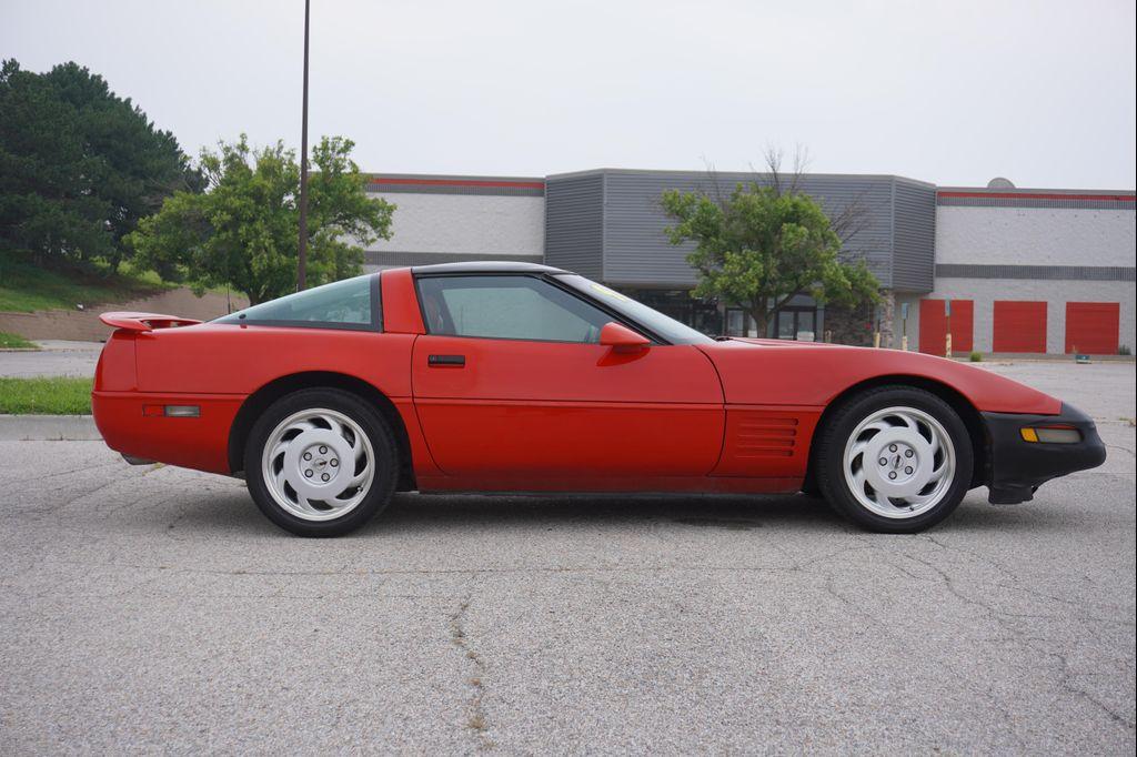 used 1991 Chevrolet Corvette car, priced at $10,650