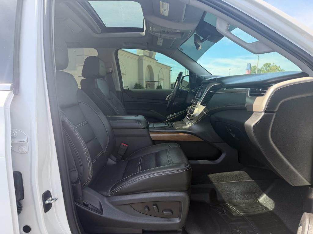 used 2020 GMC Yukon car, priced at $33,135