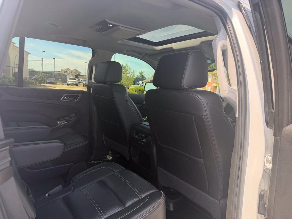used 2020 GMC Yukon car, priced at $33,135