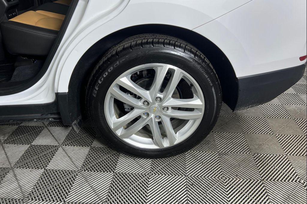 used 2021 Chevrolet Equinox car, priced at $20,995