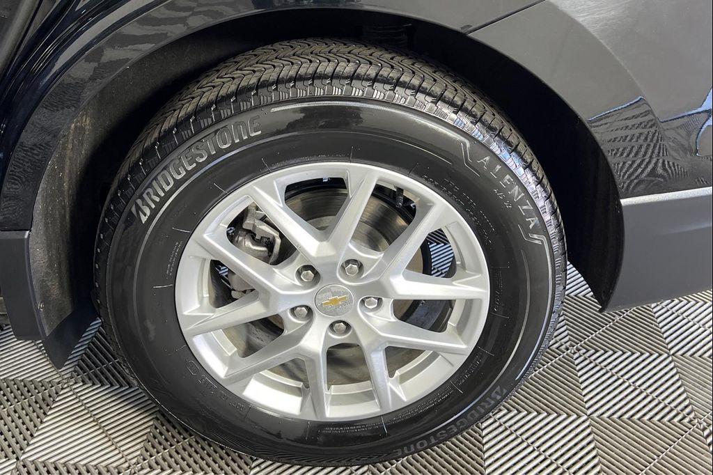 used 2024 Chevrolet Equinox car, priced at $22,995