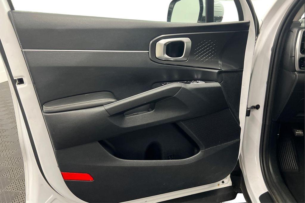 used 2022 Kia Sorento car, priced at $19,995