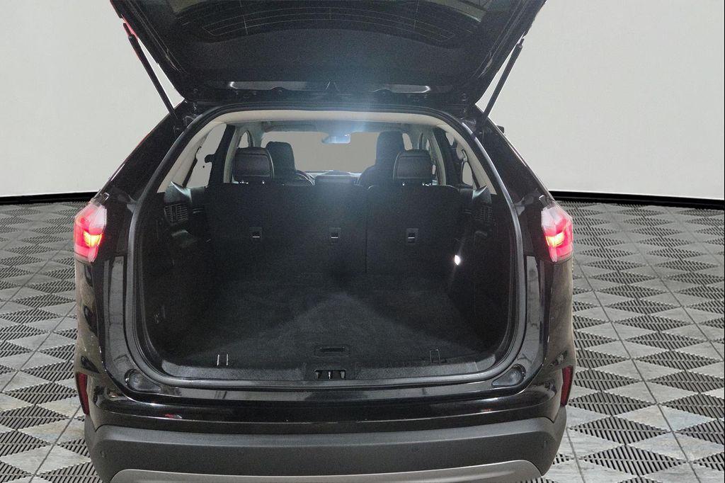 used 2024 Ford Edge car, priced at $22,995