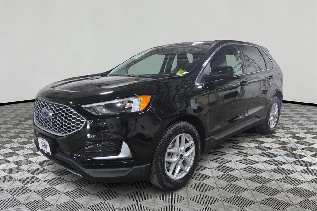 used 2024 Ford Edge car, priced at $22,995