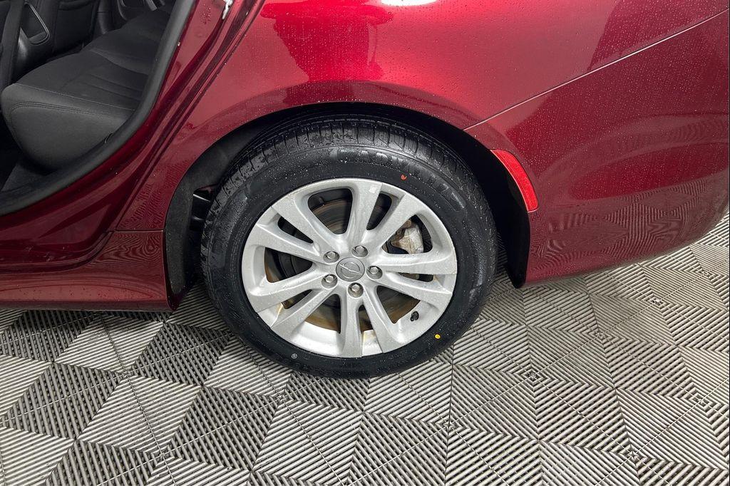 used 2015 Chrysler 200 car, priced at $10,995