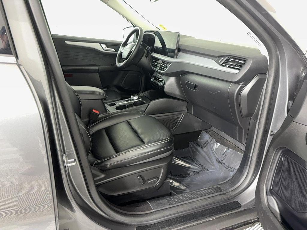used 2023 Ford Escape car, priced at $25,995