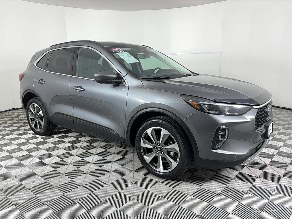 used 2023 Ford Escape car, priced at $25,995