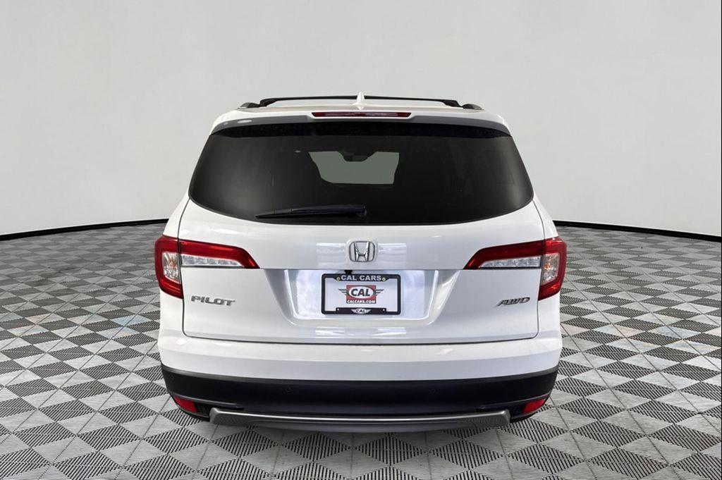 used 2021 Honda Pilot car, priced at $39,995
