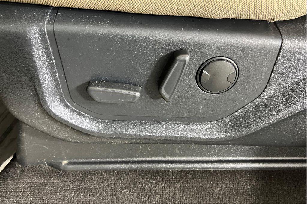 used 2019 Ford F-150 car, priced at $31,995