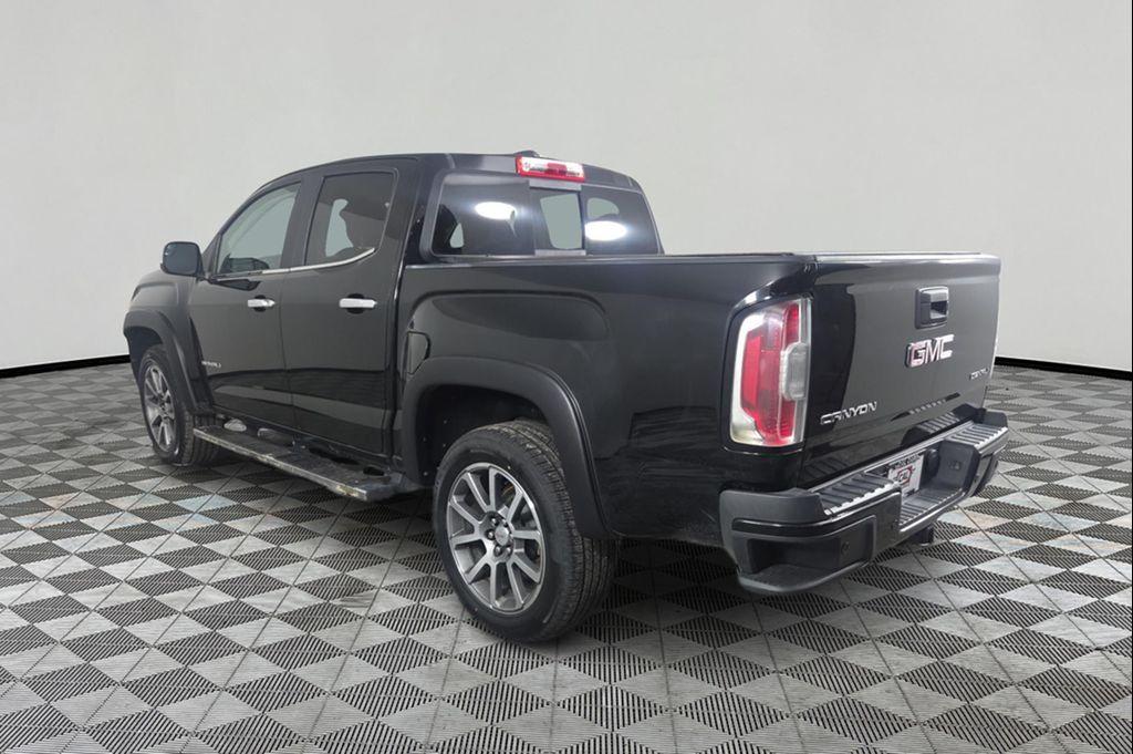 used 2020 GMC Canyon car, priced at $27,995