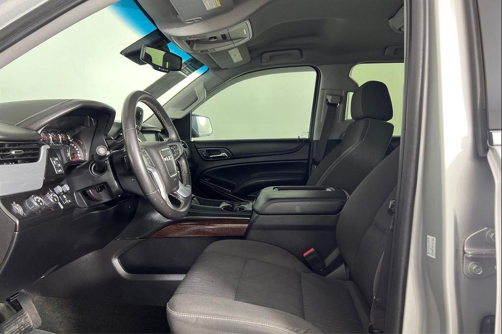 used 2015 GMC Yukon car, priced at $22,995