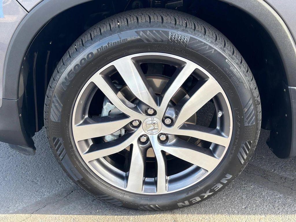 used 2016 Honda Pilot car, priced at $18,900