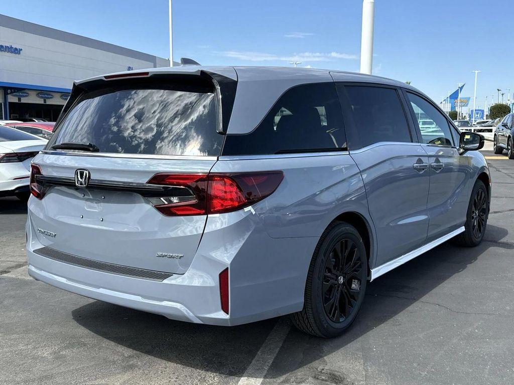 new 2026 Honda Odyssey car, priced at $45,845