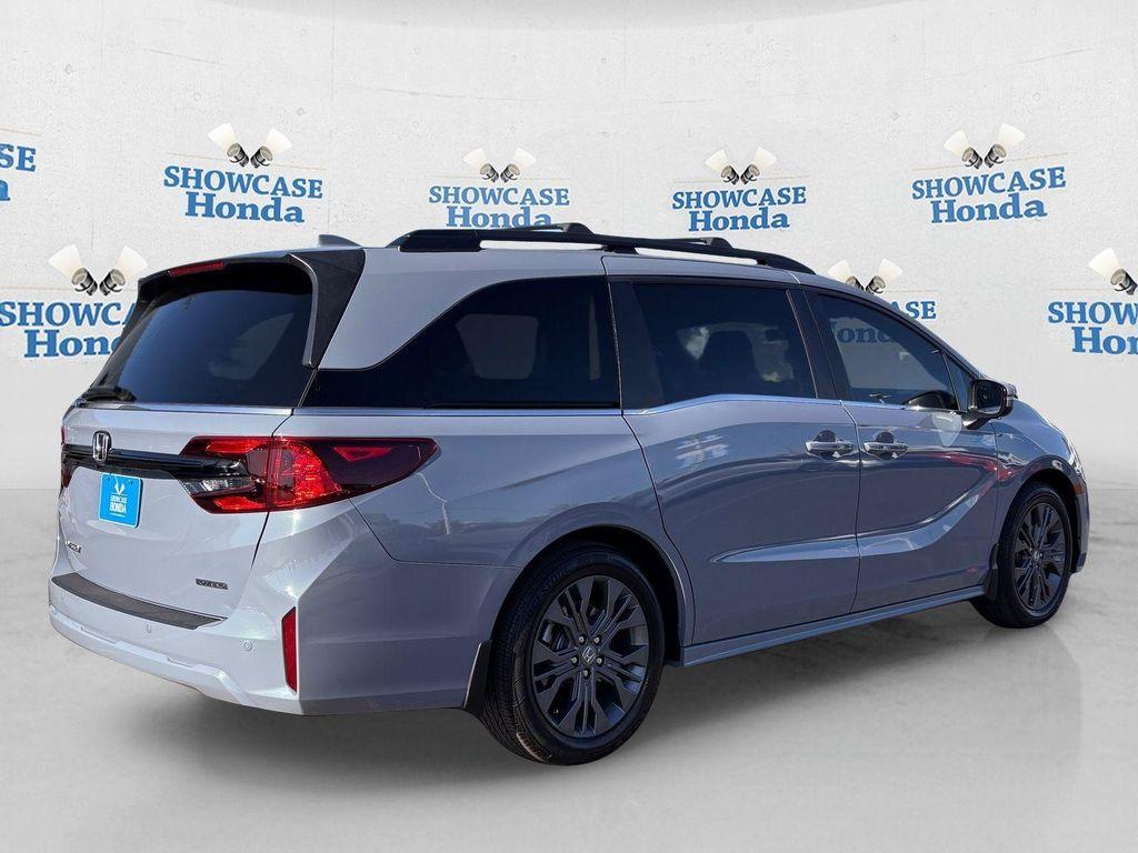 used 2025 Honda Odyssey car, priced at $40,850