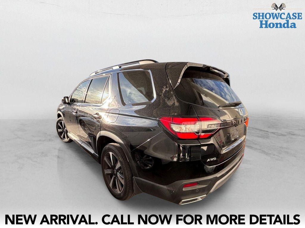 used 2024 Honda Pilot car, priced at $45,227