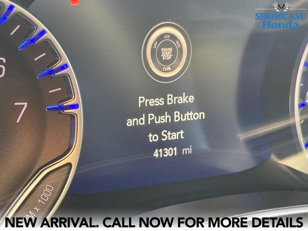 used 2024 Chrysler Pacifica car, priced at $27,500