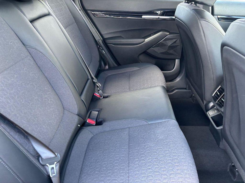 used 2025 Kia Seltos car, priced at $20,998