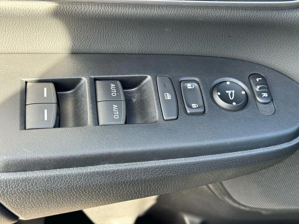 used 2022 Honda CR-V car, priced at $28,800