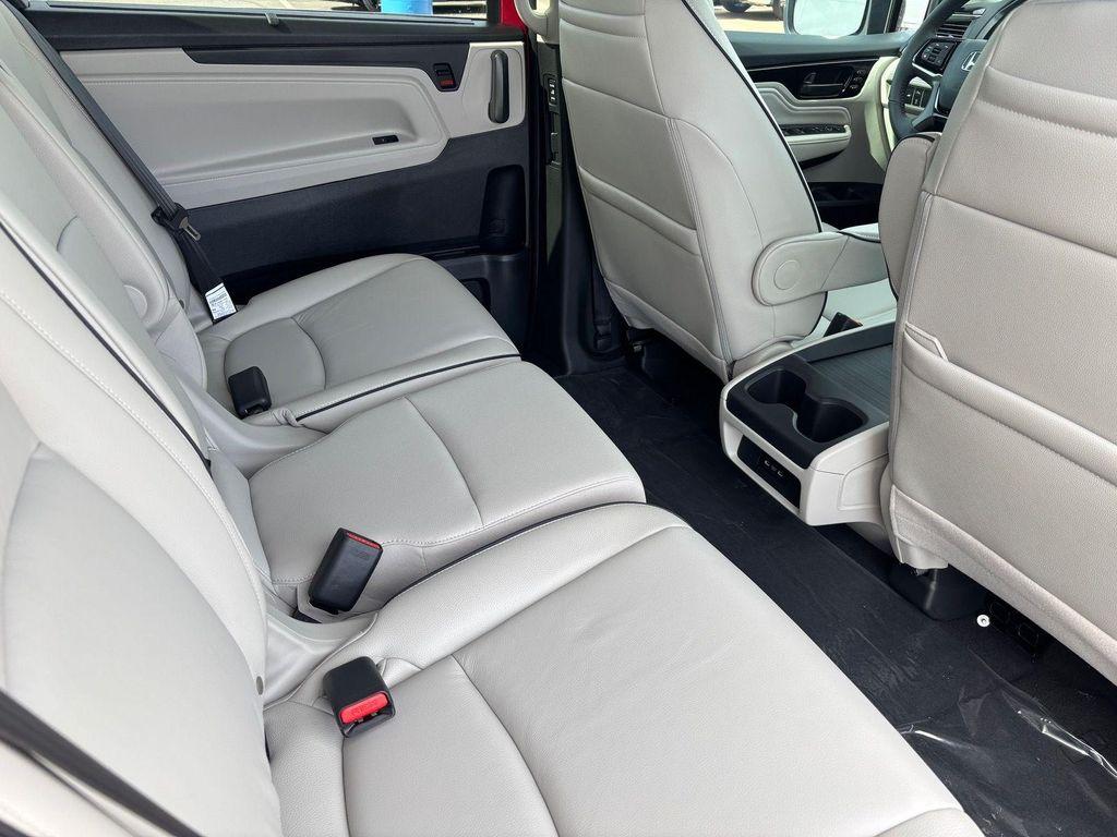new 2026 Honda Odyssey car, priced at $46,646