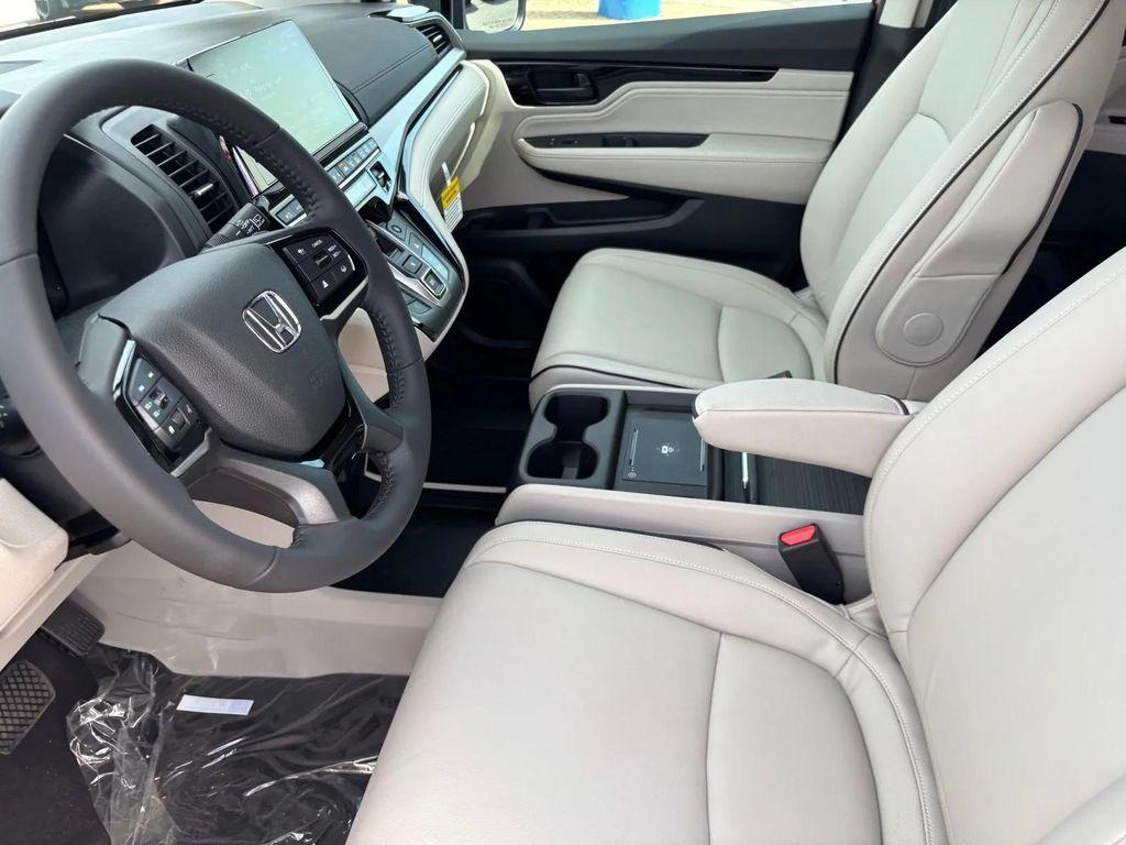 new 2026 Honda Odyssey car, priced at $46,646
