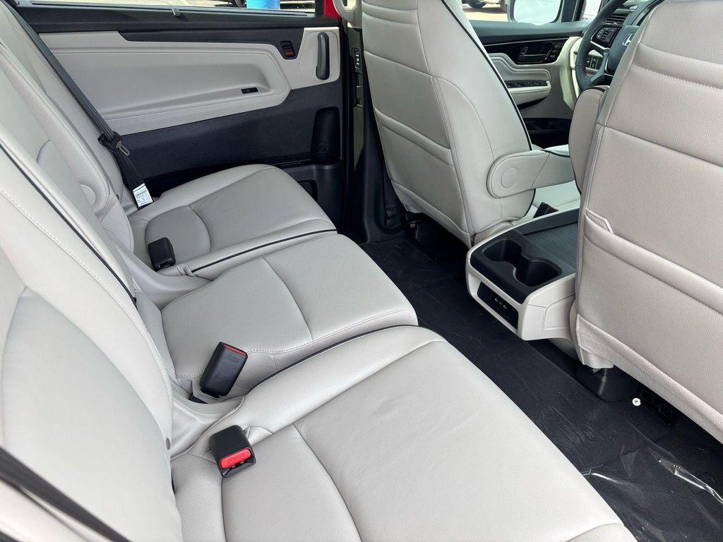 new 2026 Honda Odyssey car, priced at $46,844