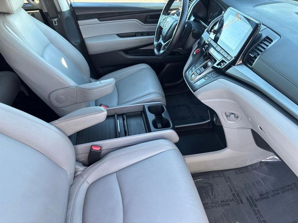 used 2024 Honda Odyssey car, priced at $32,400