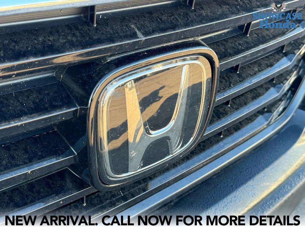 used 2023 Honda Ridgeline car, priced at $32,100