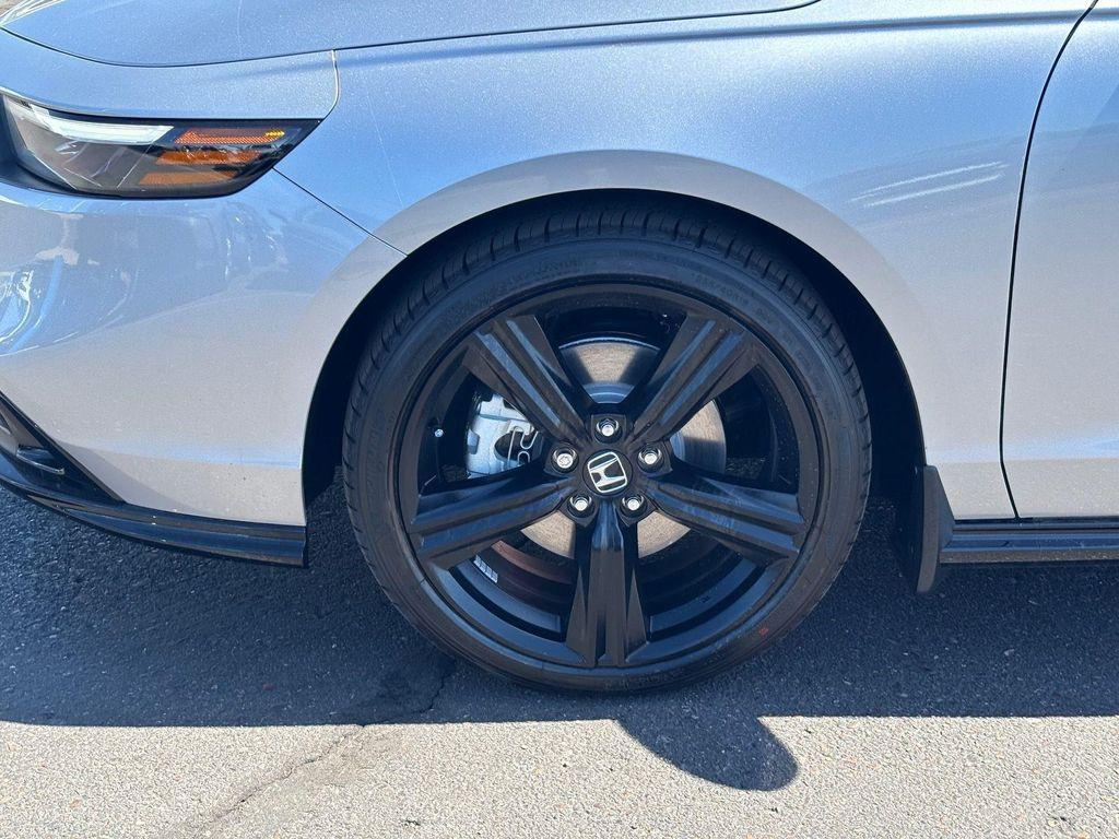 new 2026 Honda Accord Hybrid car, priced at $35,182