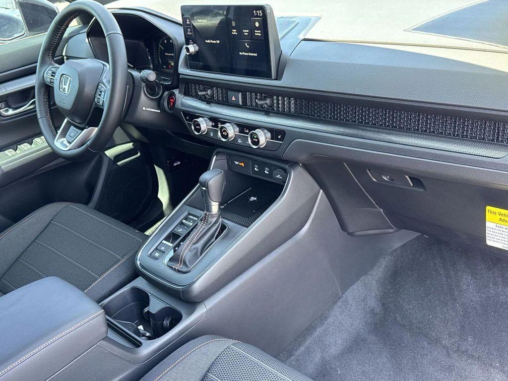 new 2026 Honda CR-V Hybrid car, priced at $39,332