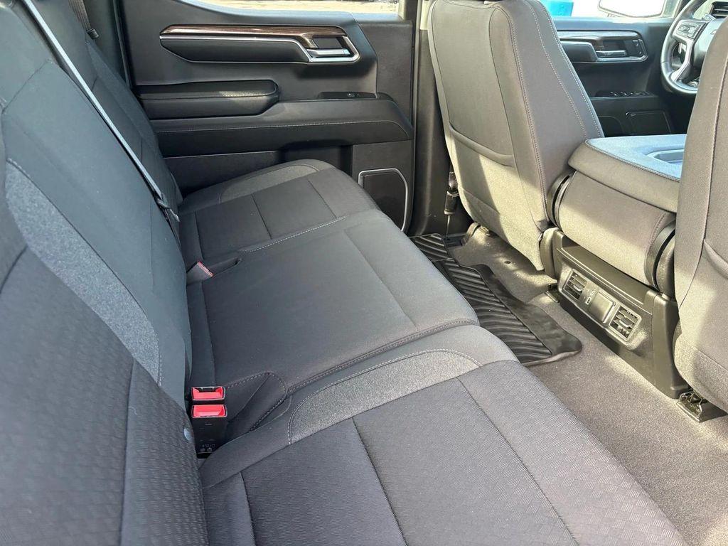 used 2024 Chevrolet Silverado 1500 car, priced at $41,900