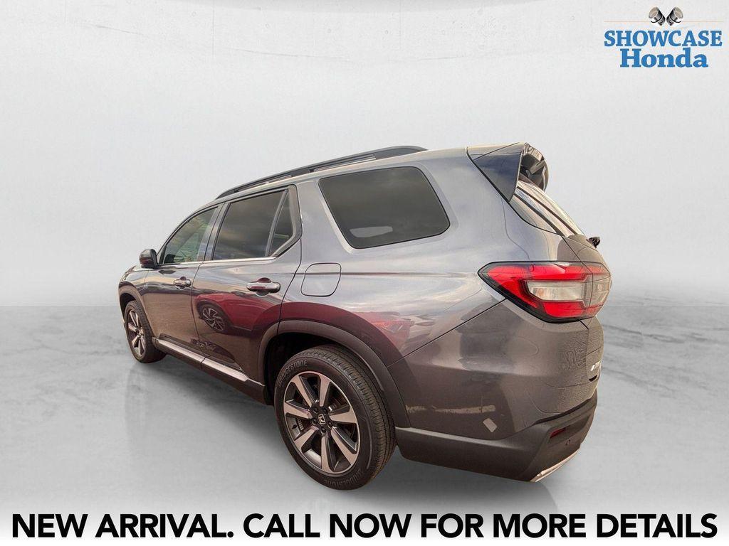 used 2023 Honda Pilot car, priced at $39,500