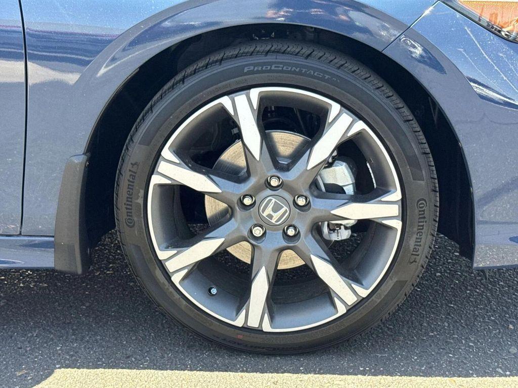 new 2026 Honda Civic Hybrid car, priced at $32,724