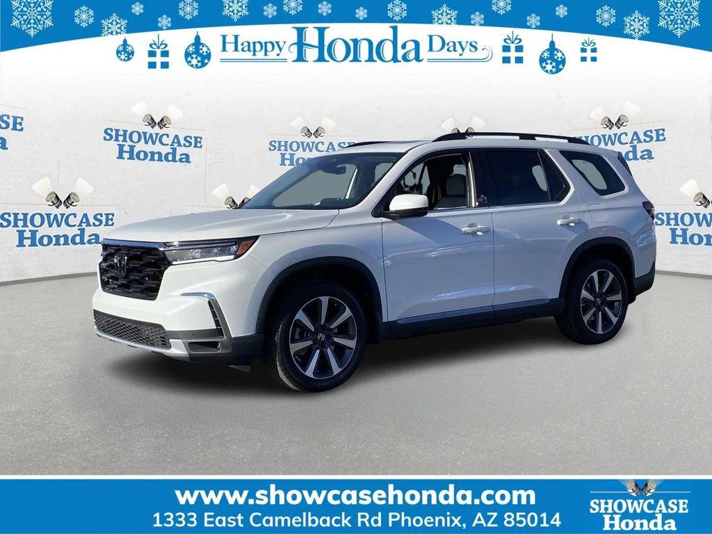 new 2025 Honda Pilot car, priced at $48,162