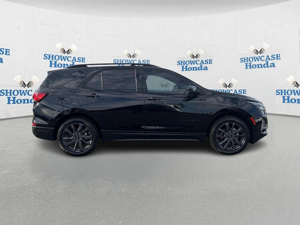 used 2023 Chevrolet Equinox car, priced at $18,998