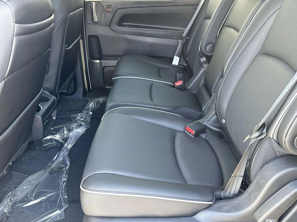 new 2026 Honda Odyssey car, priced at $53,645
