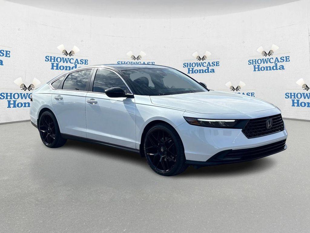 new 2025 Honda Accord Hybrid car, priced at $35,305