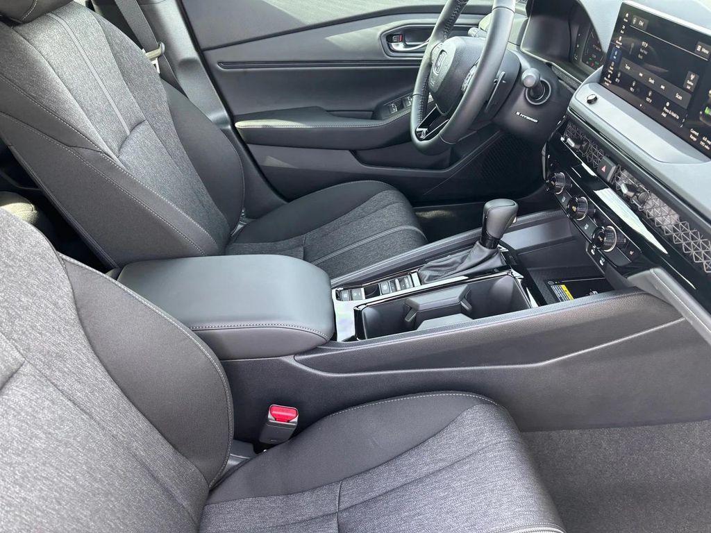 new 2025 Honda Accord Hybrid car, priced at $35,305