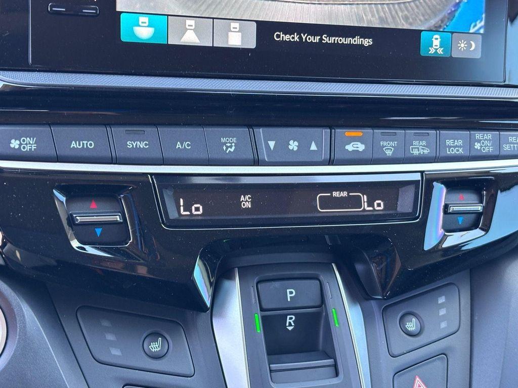 new 2026 Honda Odyssey car, priced at $43,685