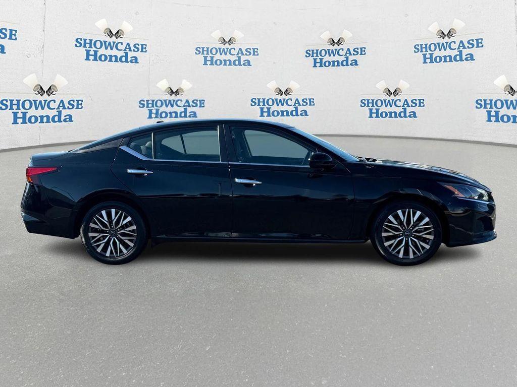 used 2023 Nissan Altima car, priced at $15,800