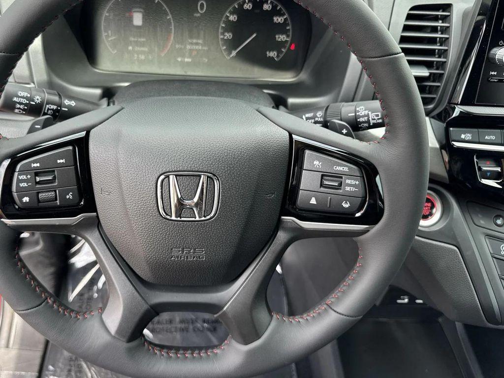 new 2026 Honda Odyssey car, priced at $45,845