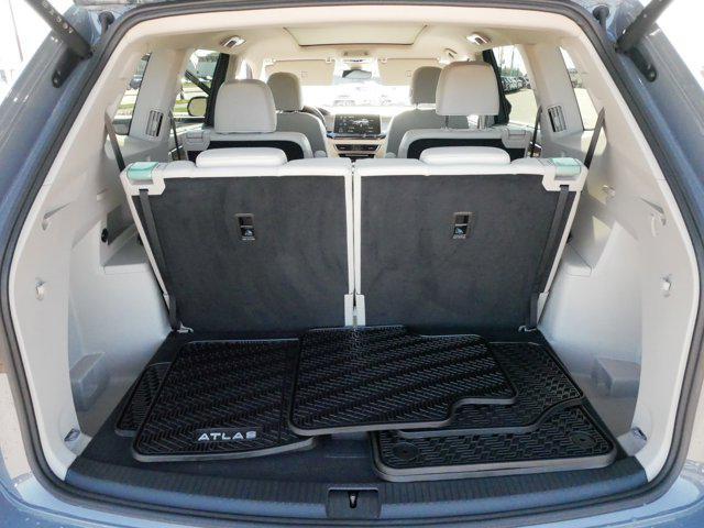 used 2025 Volkswagen Atlas car, priced at $47,348