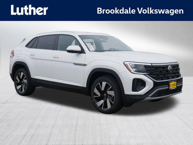 new 2026 Volkswagen Atlas Cross Sport car, priced at $44,256