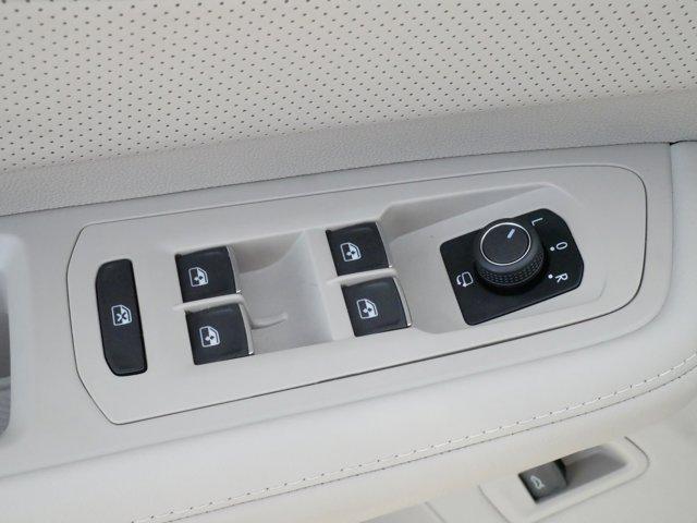 used 2025 Volkswagen Atlas car, priced at $47,348