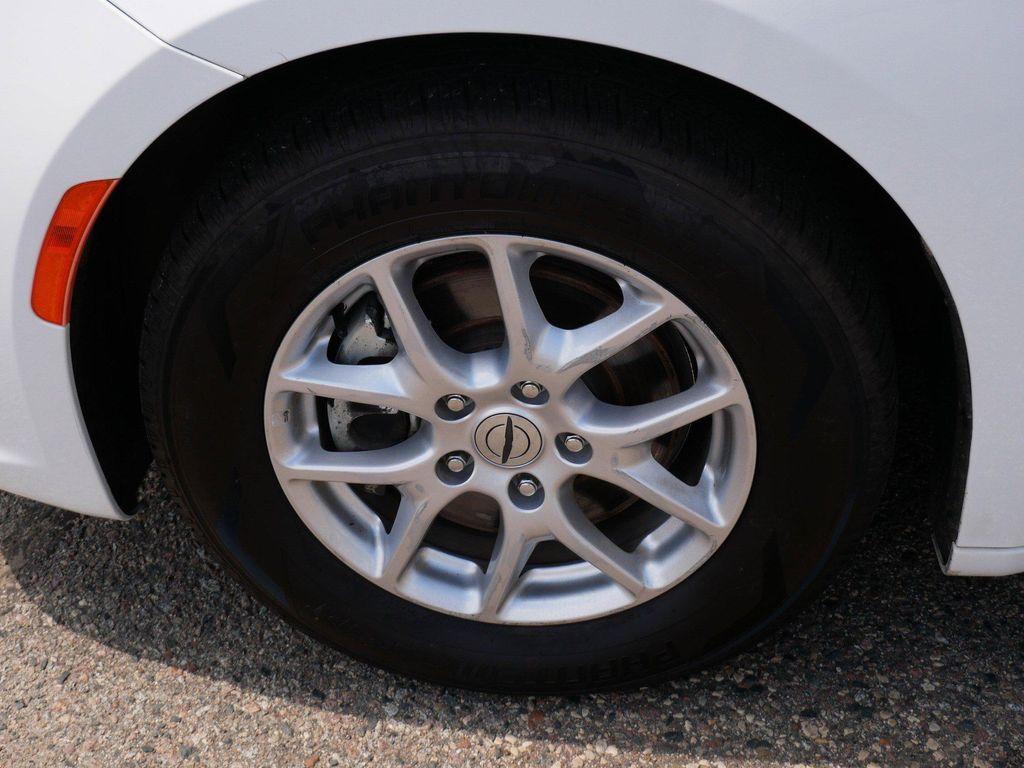 used 2023 Chrysler Pacifica car, priced at $22,348
